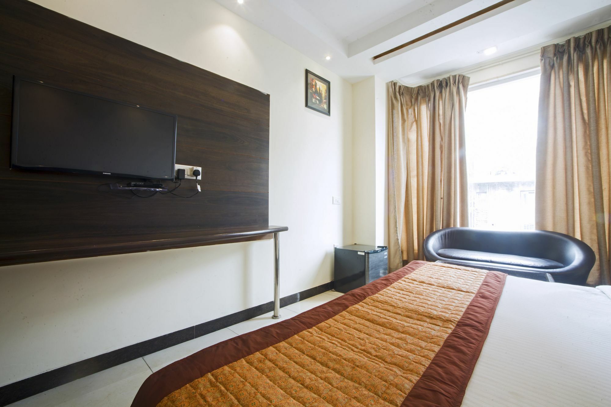 Hotel FabExpress Le Continental à New Delhi Extérieur photo
